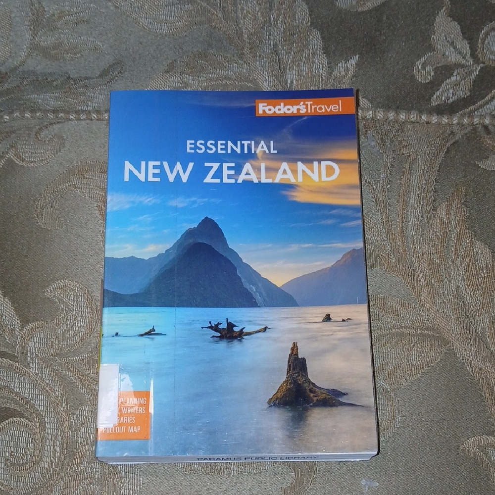 Fodors Travel Essential New Zealand Guidebook